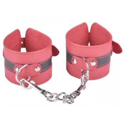 Красные поножи БДСМ