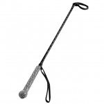 Декорированный стразами стек