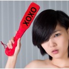 Пэдл-шлёпалка с надписью XOXO
